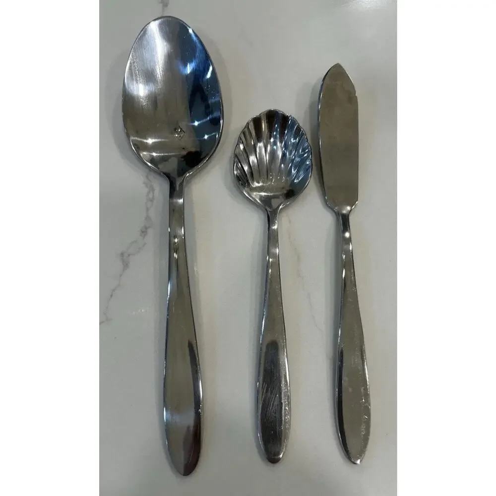 Oneida Gloss LARSON Stainless Plain Pointed Tip Flatware 3 Pc Serving Set